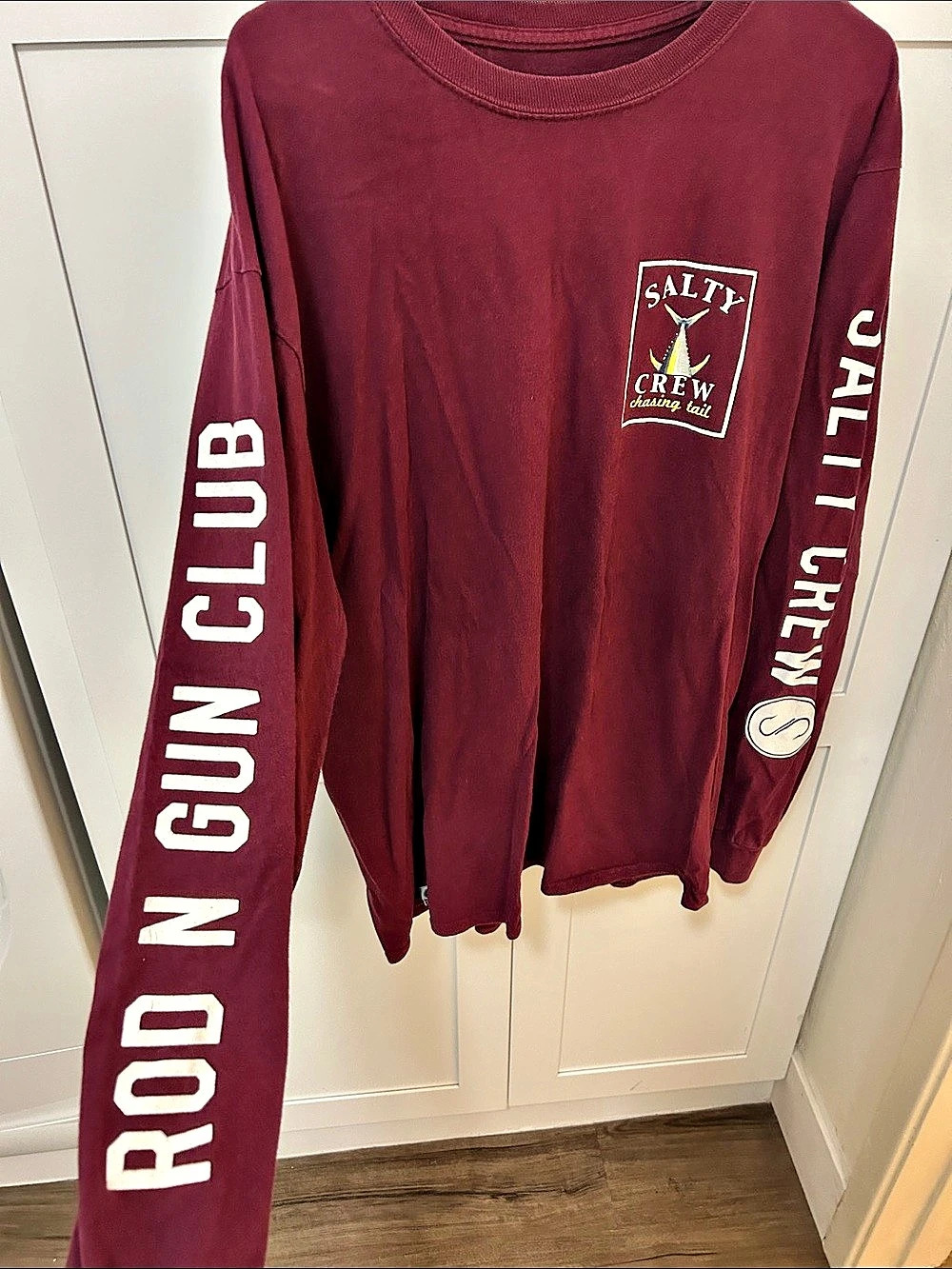 Salty Crew Chasing Tail Rod N Gun Club Long Sleeve Tee sz L